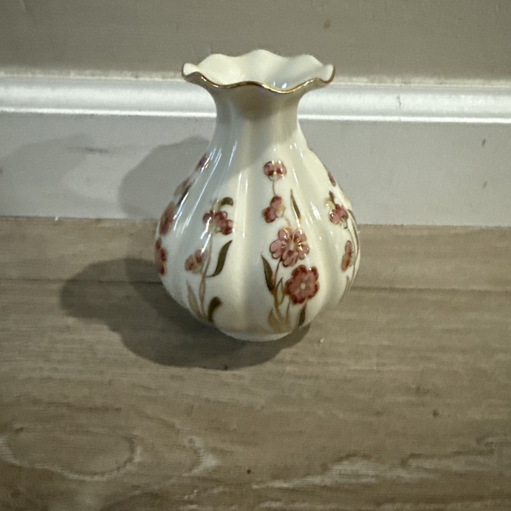 Vintage Zsolnay Porcelain 4 1/4" Small Vase Pink Gold Flowers Gold Hungary